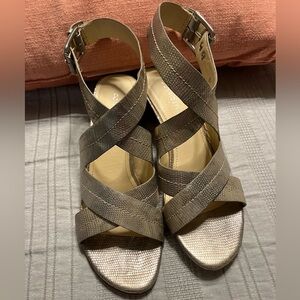 Donald Pliner gold/bronze heels